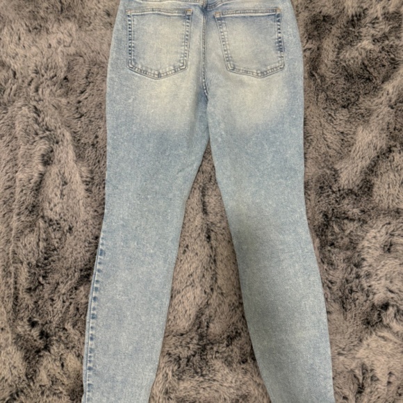 High Rise Skinny Jeans - Picture 5 of 10